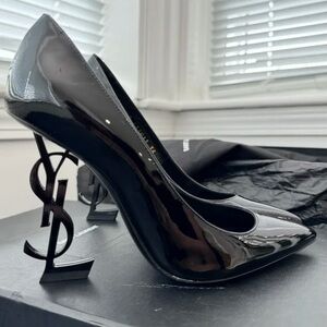 YSL Saint Laurent Logo Opyum Patent Shoes
Heels Pumps Size 36